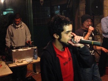 Enz und Boykutt von Ramallah Underground im Konzert 3